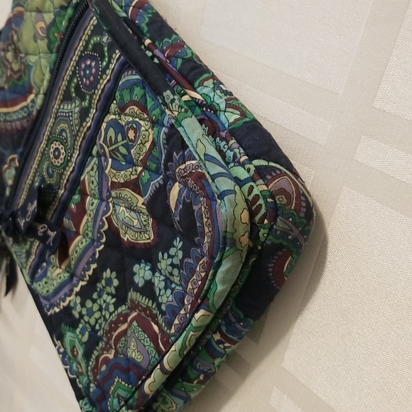 VERA BRADLEY CROSSBODY DISCONTINUED BAG - Picture 13 of 14